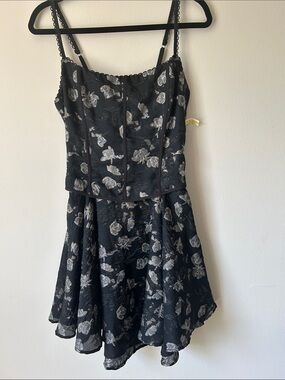 Arose Studio Belle Metallic Floral Jacquard Cocktail Minidress
